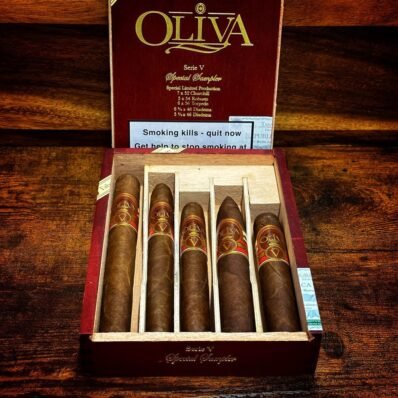 Oliva Serie V Special Sampler