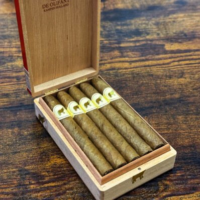 De Olifant Corona Vintage Sumatra Cigar Box